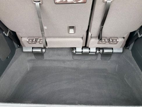 Used 2024 Honda Odyssey Touring image 16