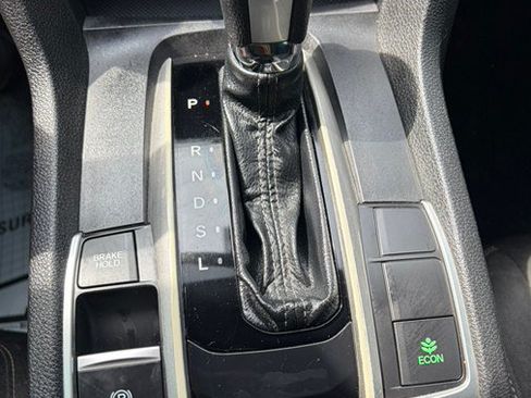 Used 2018 Honda Civic EX image 33