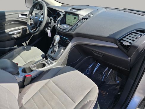 Used 2016 Ford Escape SE w/ Equipment Group 201A AWD/4WD image 45