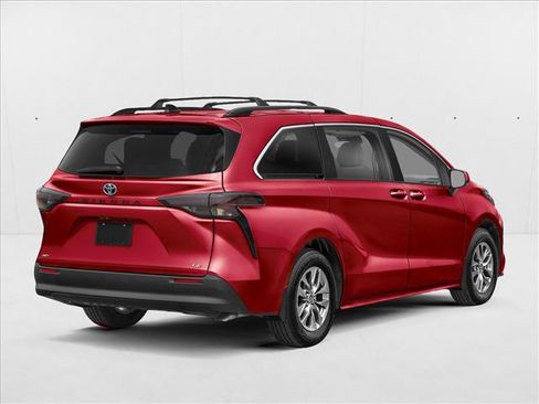 New 2026 Toyota Sienna LE FWD image 2
