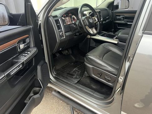 Used 2013 RAM 2500 Laramie w/ HD Snow Plow Prep Group image 8