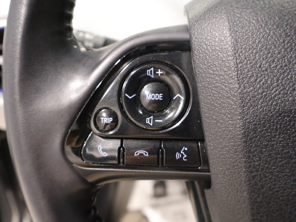 Used 2021 Toyota Prius Limited FWD image 36