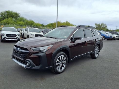 Used 2025 Subaru Outback Limited AWD/4WD image 7