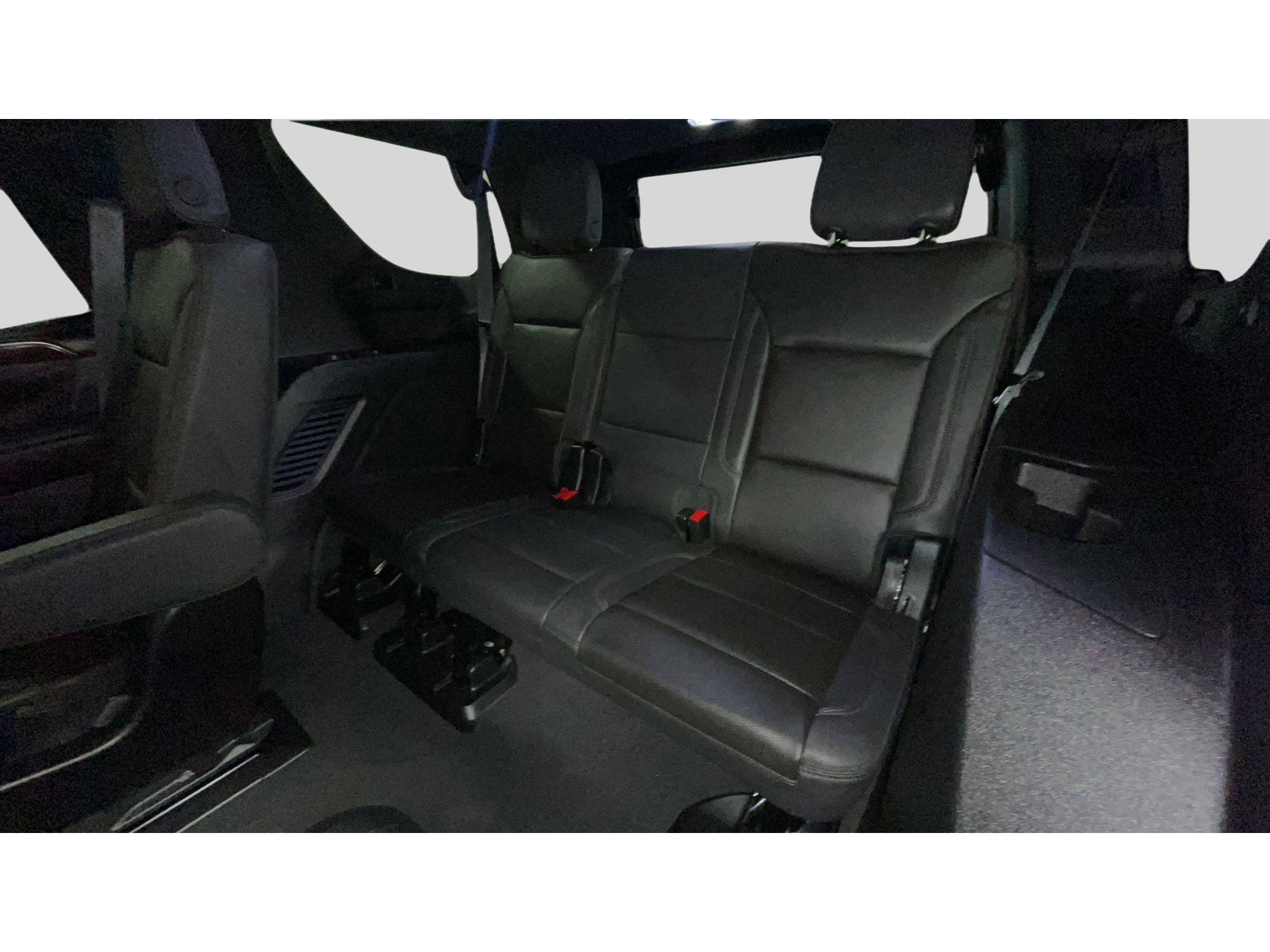 Used 2024 Chevrolet Tahoe High Country AWD/4WD image 15