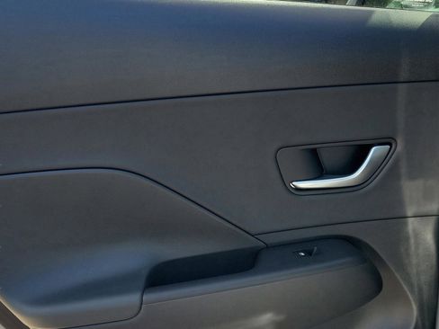 New 2026 Hyundai Kona SEL Premium image 8