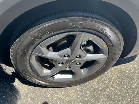 Used 2025 Kia K4 FWD image 29