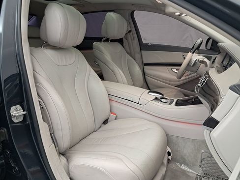 Used 2015 Mercedes-Benz S 550 Sedan Premium image 39