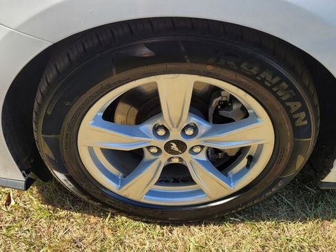 Used 2024 Ford Mustang Coupe image 14