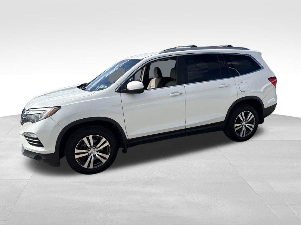 Used 2016 Honda Pilot EX image 2