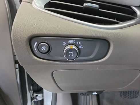 Used 2022 Chevrolet Malibu LS FWD image 20