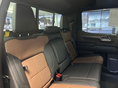 Used 2023 Chevrolet Silverado 1500 High Country w/ High Country Premium Package AWD/4WD image 47