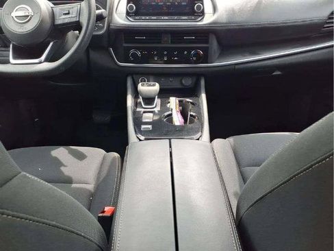 Certified 2023 Nissan Rogue S FWD image 11