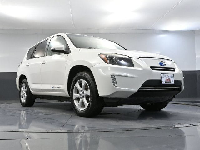Used 2012 Toyota RAV4 EV FWD image 43