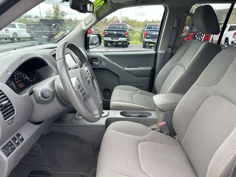 Used 2020 Nissan Frontier SV AWD/4WD image 21