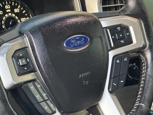 Used 2016 Ford F150 Lariat w/ Equipment Group 502A Luxury AWD/4WD image 17