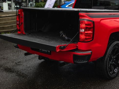 Used 2017 Chevrolet Silverado 1500 LT w/ Rally 2 Edition image 10