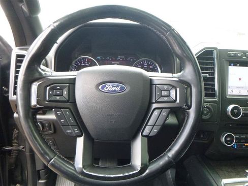 Used 2018 Ford Expedition Max Limited w/ Equipment Group 302A AWD/4WD image 17