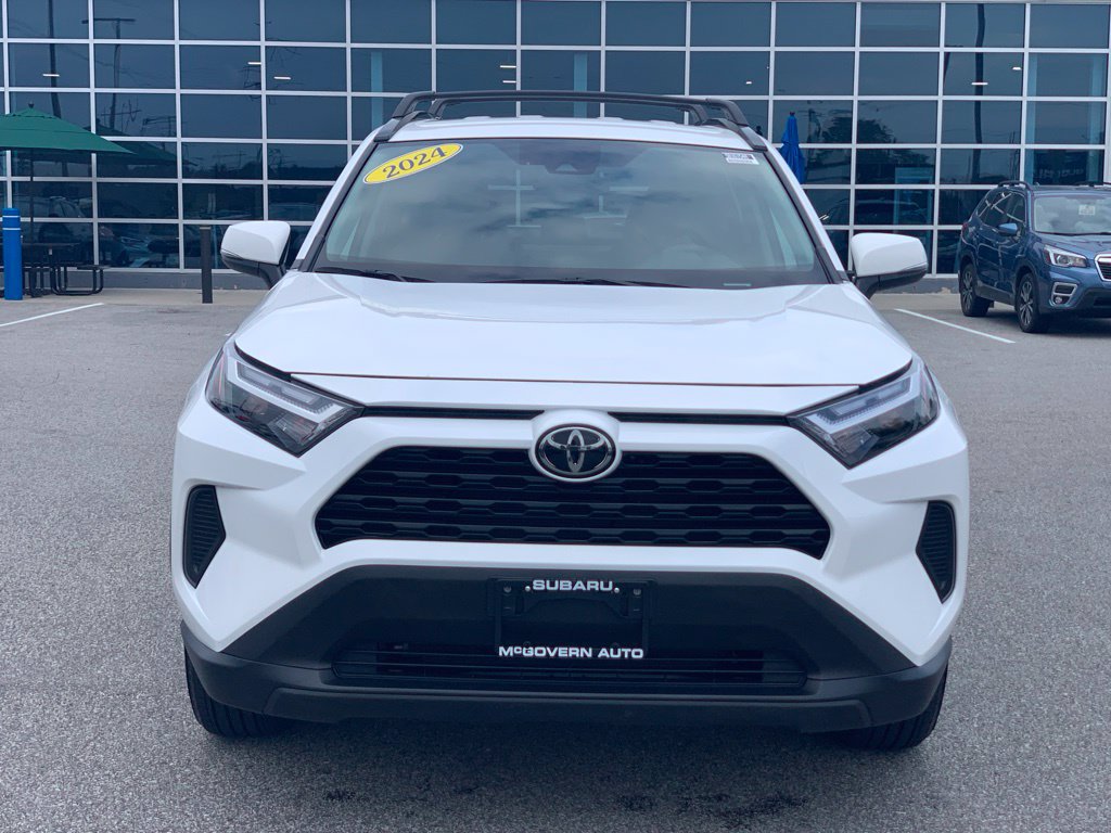Used 2024 Toyota RAV4 XLE w/ Weather Package AWD/4WD image 3