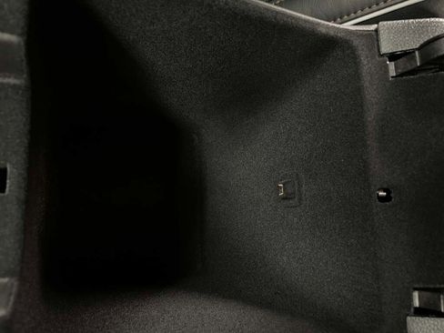 New 2025 Jeep Grand Cherokee L Summit w/ Luxury Tech Group V image 35