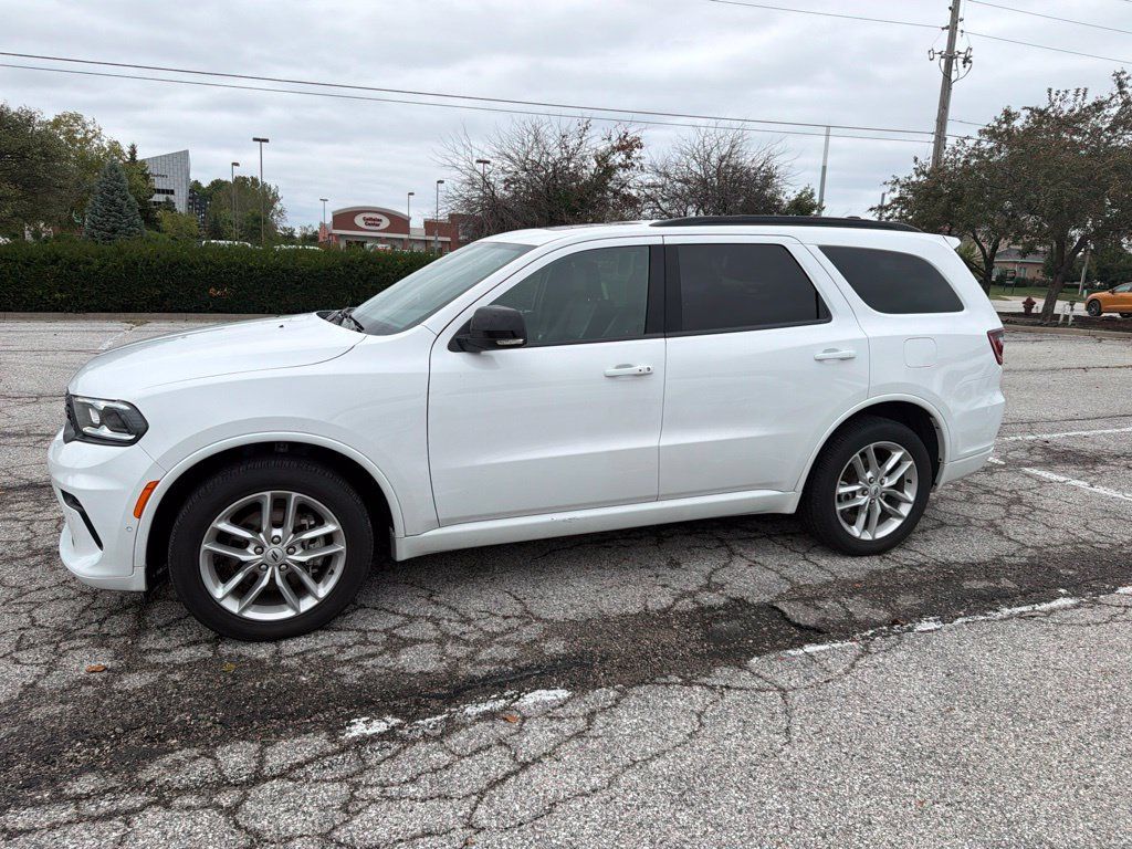 Used 2025 Dodge Durango GT AWD/4WD image 2