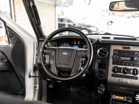 Used 2016 Ford Expedition XL image 28