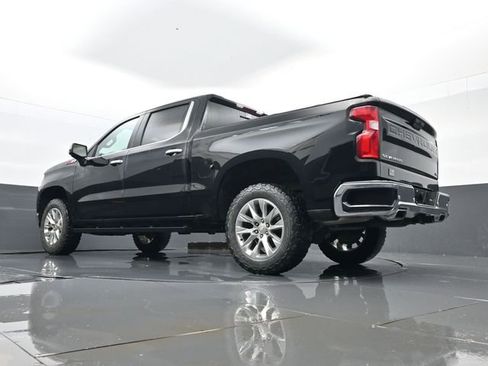 Used 2021 Chevrolet Silverado 1500 LTZ image 25