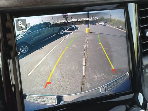 Used 2021 RAM 1500 Laramie image 15