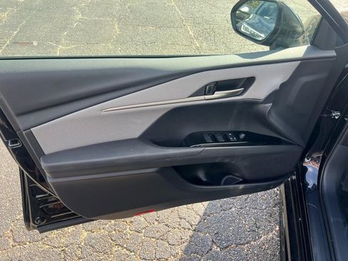 Used 2025 Toyota Camry LE image 24