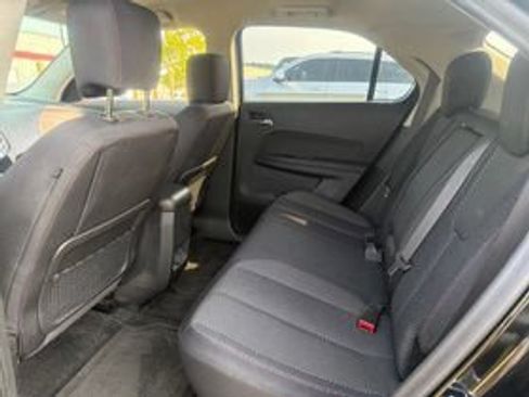Used 2017 Chevrolet Equinox LT w/ Convenience Package AWD/4WD image 10