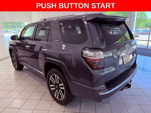 Used 2014 Toyota 4Runner Limited AWD/4WD image 5