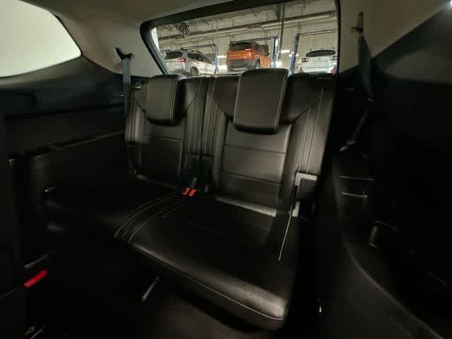 Used 2023 Volkswagen Atlas SEL AWD/4WD image 34