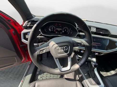 Used 2022 Audi Q3 2.0T Premium Plus AWD/4WD image 10