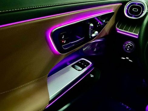 Used 2024 Mercedes-Benz CLE 300 4MATIC Coupe image 19