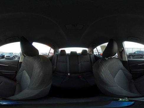 Used 2025 Toyota Camry LE image 41