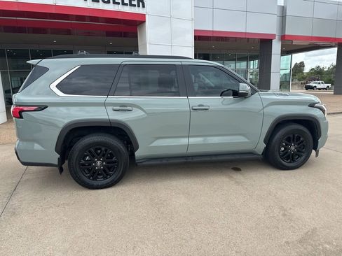 Used 2024 Toyota Sequoia SR5 w/ SR5 Premium Package image 8