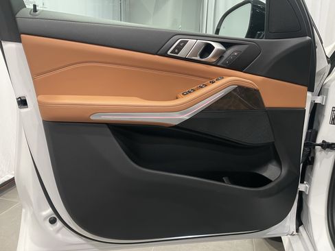 Certified 2023 BMW X5 xDrive40i w/ Executive Package image 12