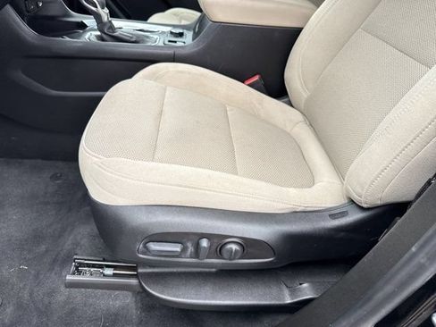 Used 2023 Chevrolet Traverse LT w/ LPO, Cargo Package AWD/4WD image 17