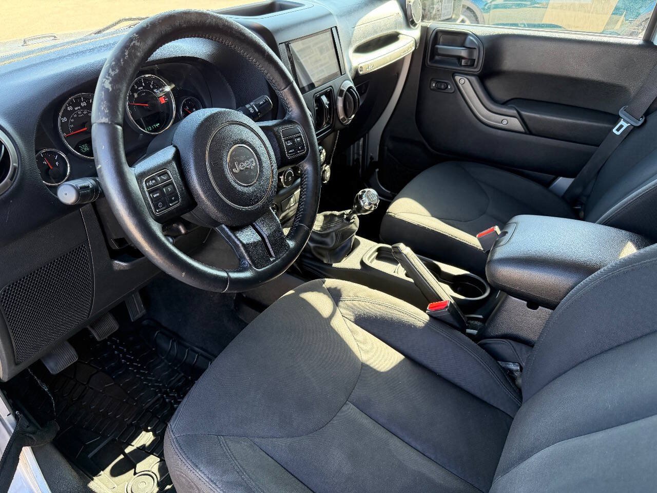 Used 2016 Jeep Wrangler Unlimited Sport w/ Quick Order Package 23S AWD/4WD image 14