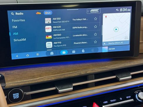 Used 2025 Hyundai Santa Fe Limited image 18