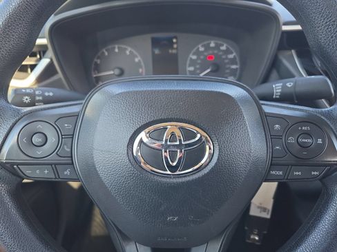 Certified 2025 Toyota Corolla LE FWD image 21