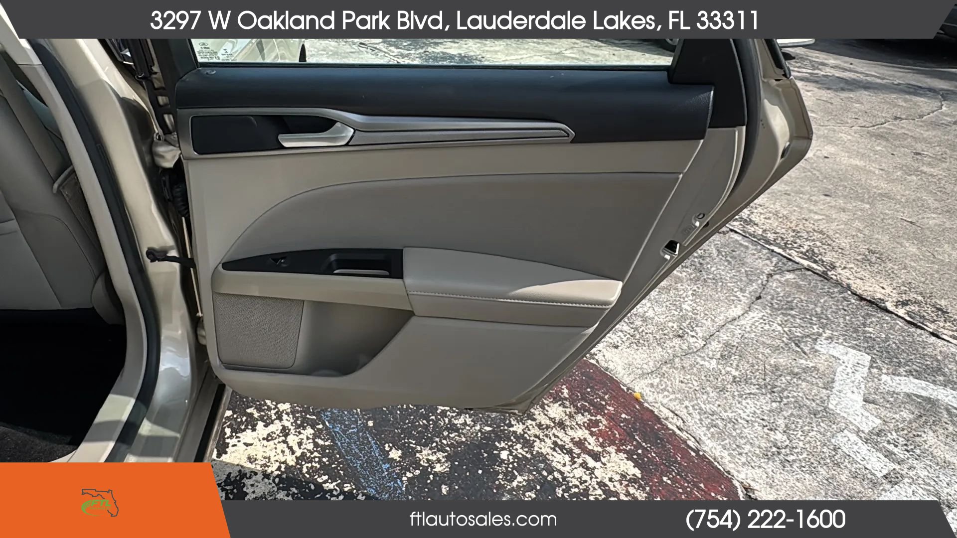 Used 2018 Ford Fusion SE FWD image 29