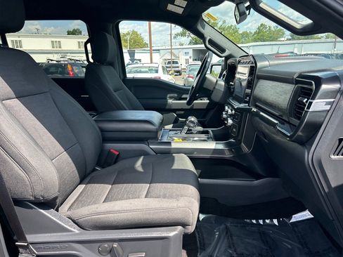 Used 2022 Ford F150 XLT w/ Equipment Group 302A High image 17