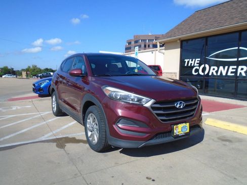 Used 2016 Hyundai Tucson SE FWD image 1