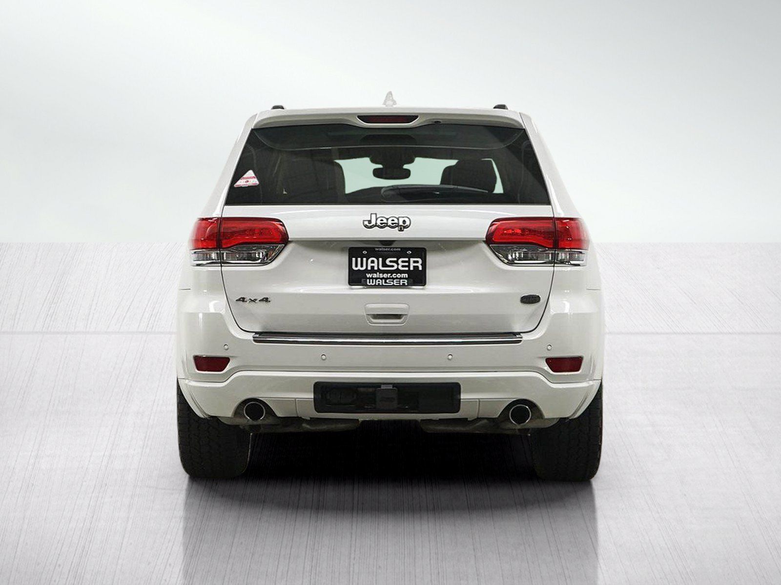 Used 2021 Jeep Grand Cherokee Overland AWD/4WD image 4