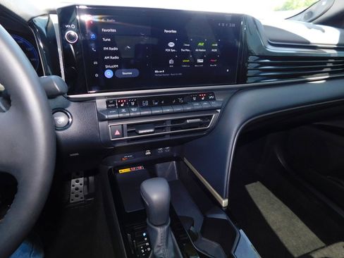 Used 2025 Toyota Camry XSE w/ Premium Package FWD image 32