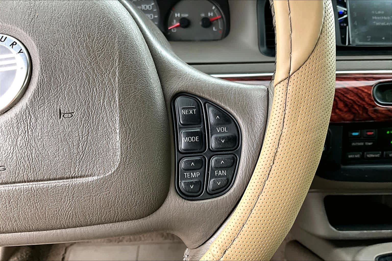 Used 2002 Mercury Grand Marquis LS RWD image 22