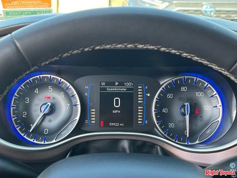 Used 2023 Chrysler Voyager LX FWD image 24
