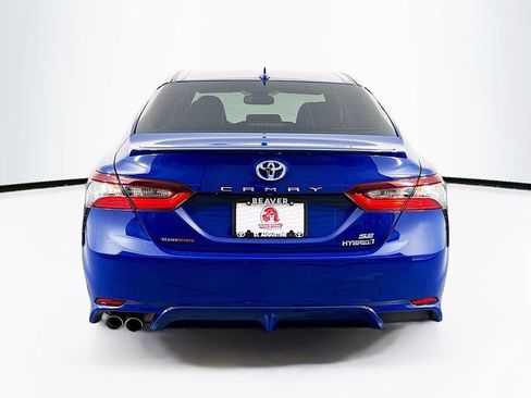 Used 2023 Toyota Camry SE image 8