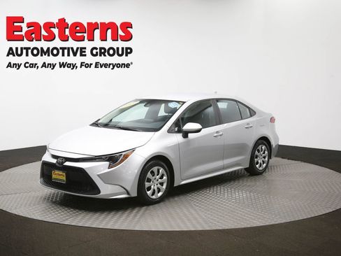 Used 2022 Toyota Corolla LE FWD image 56