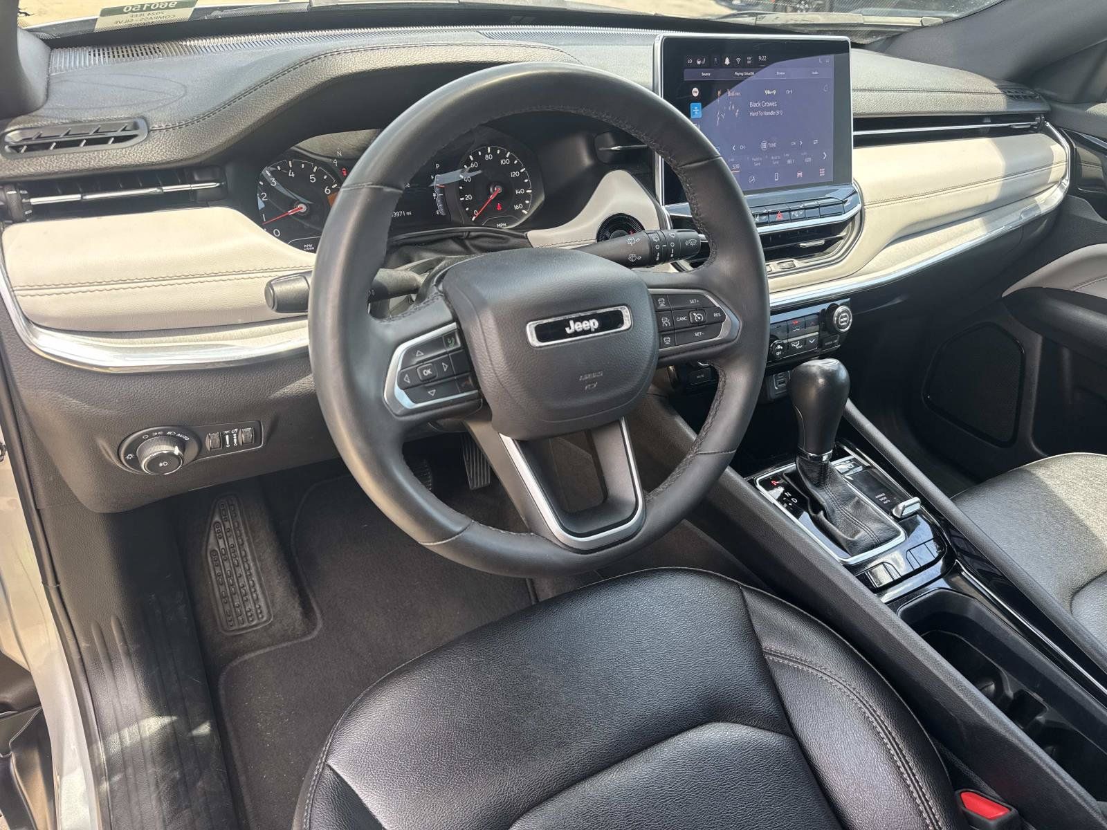 Used 2024 Jeep Compass Limited AWD/4WD image 17